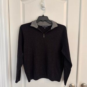 Davis & Squire 1/4 zip sweater made from extra fine merino wool‎